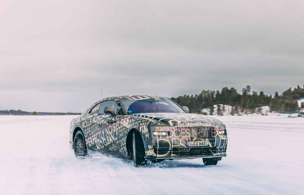 Imagini cu Rolls-Royce Spectre în timpul testelor de iarnă. Modelul electric, testat la -40 de grade - Poza 1