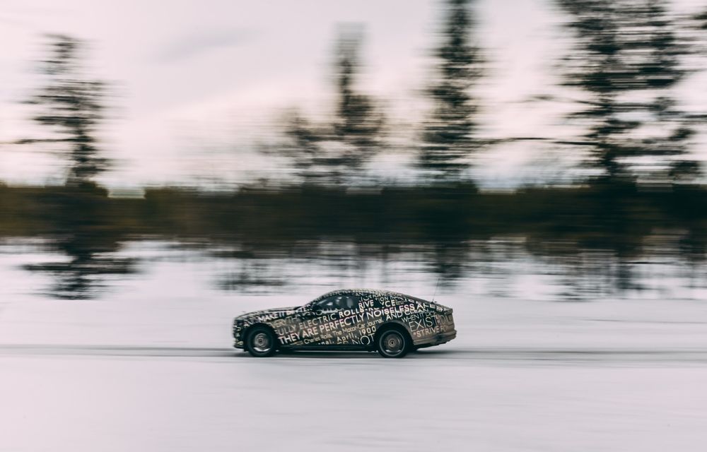 Imagini cu Rolls-Royce Spectre în timpul testelor de iarnă. Modelul electric, testat la -40 de grade - Poza 8