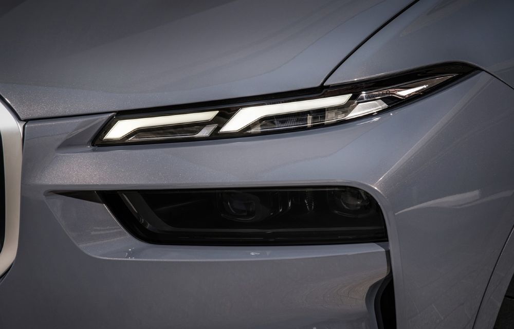 BMW X7 facelift introduce un design complet nou și folosește doar motoare electrificate - Poza 132