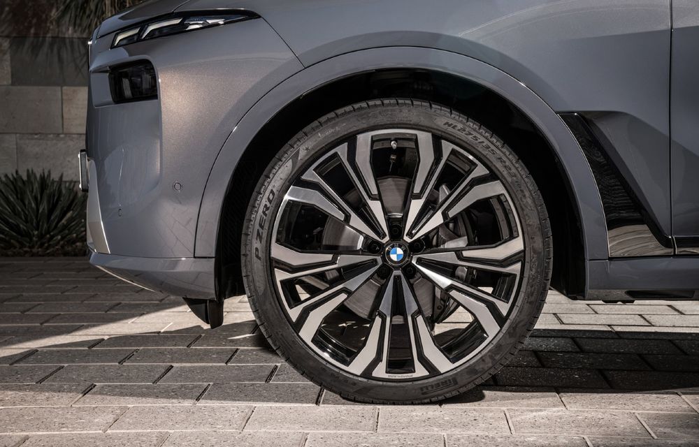 BMW X7 facelift introduce un design complet nou și folosește doar motoare electrificate - Poza 134