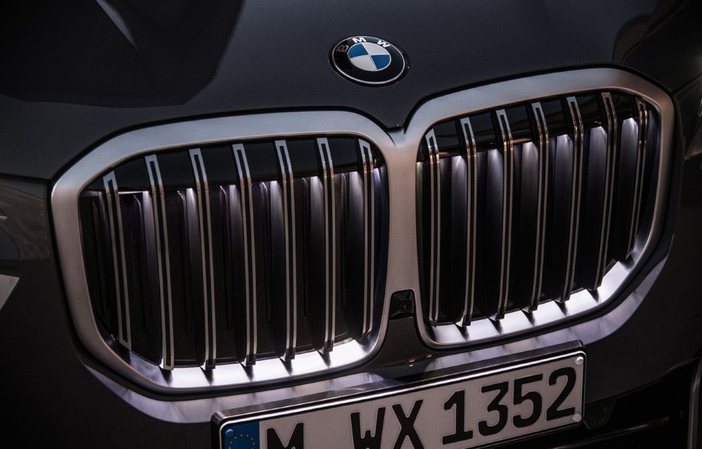 BMW X7 facelift introduce un design complet nou și folosește doar motoare electrificate - Poza 136