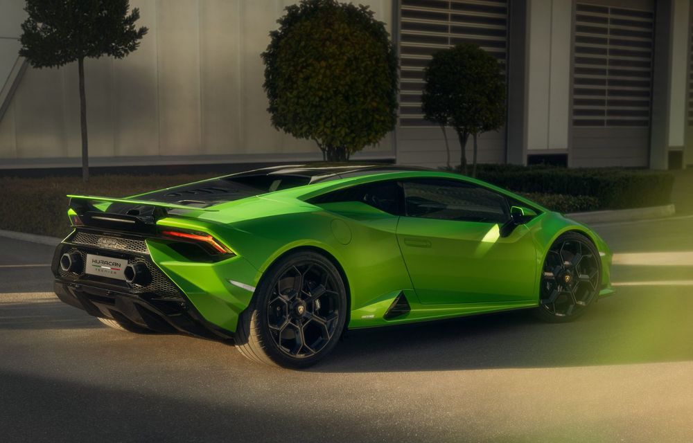 Lamborghini prezintă noul Huracan Tecnica: 640 CP și roți motrice spate - Poza 16