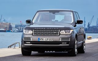 Aproximativ 15.000 de exemplare Land Rover Range Rover rechemate în service