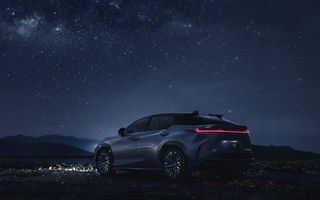 Lexus publică un nou teaser cu viitorul SUV electric RZ