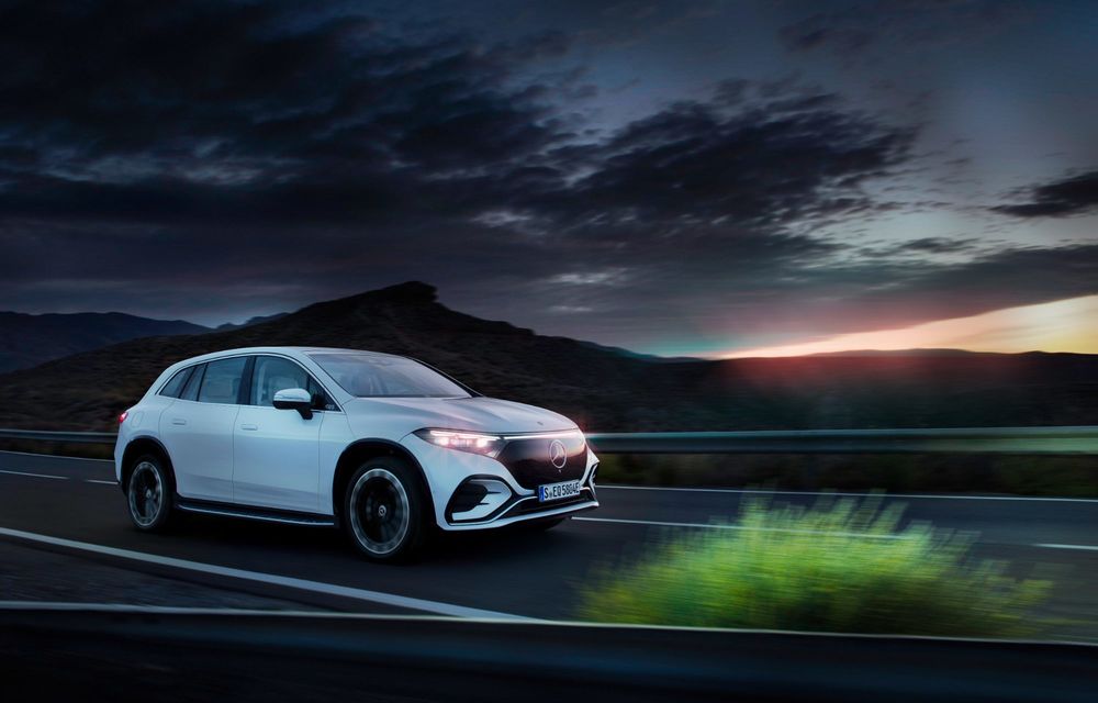 OFICIAL: Noul Mercedes-Benz EQS SUV electric promite 544 CP și 660 de kilometri autonomie - Poza 29