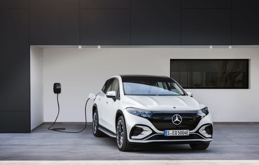 OFICIAL: Noul Mercedes-Benz EQS SUV electric promite 544 CP și 660 de kilometri autonomie - Poza 11