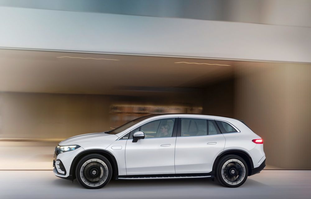 OFICIAL: Noul Mercedes-Benz EQS SUV electric promite 544 CP și 660 de kilometri autonomie - Poza 17