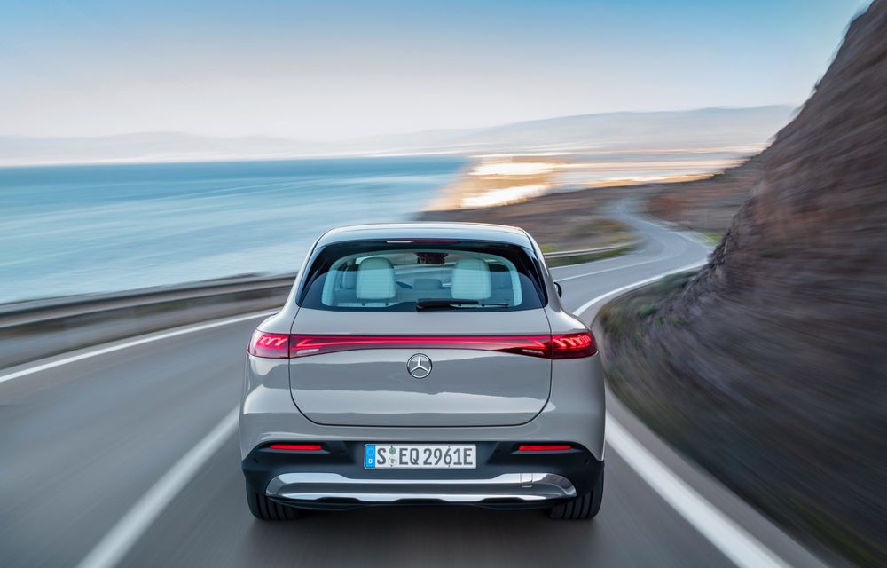 OFICIAL: Noul Mercedes-Benz EQS SUV electric promite 544 CP și 660 de kilometri autonomie - Poza 38