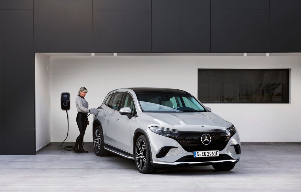 OFICIAL: Noul Mercedes-Benz EQS SUV electric promite 544 CP și 660 de kilometri autonomie - Poza 51