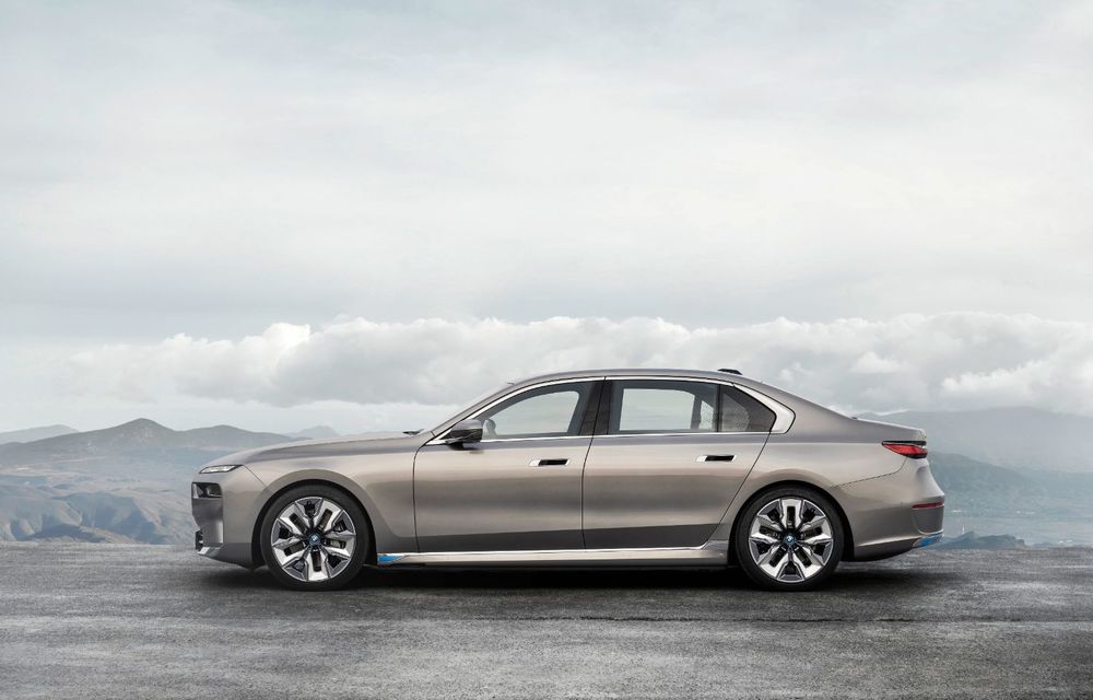 Noul BMW Seria 7: versiune electrică și ecran de 31 de inch pentru locurile din spate - Poza 17