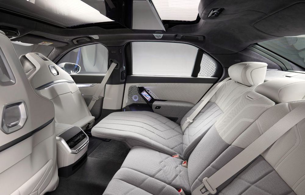 Noul BMW Seria 7: versiune electrică și ecran de 31 de inch pentru locurile din spate - Poza 57
