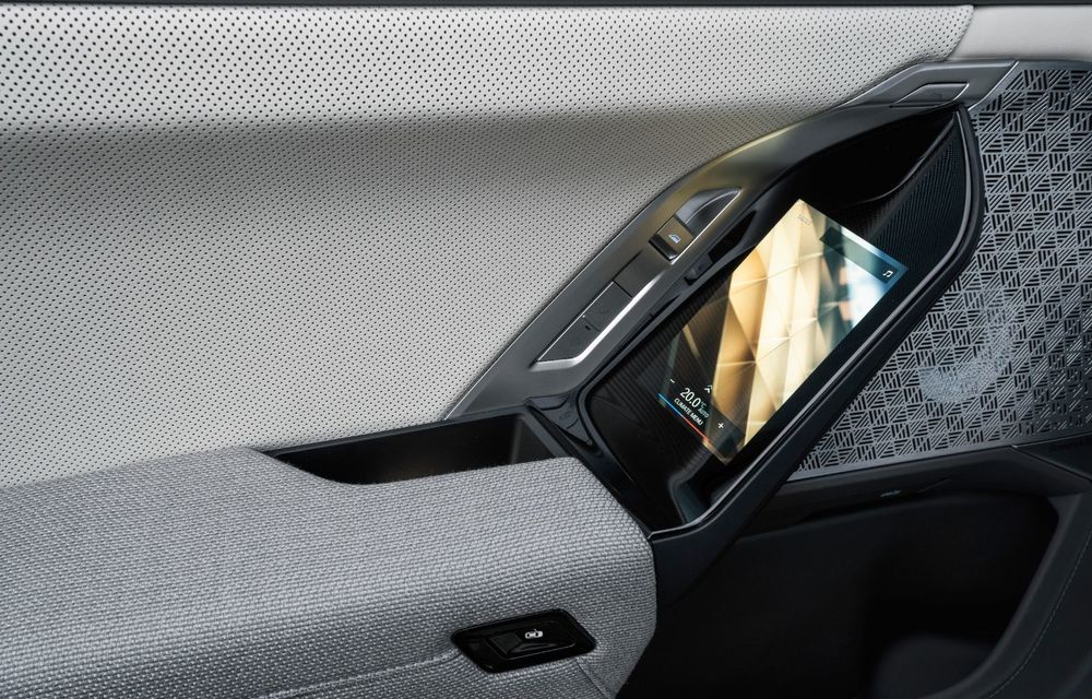 Noul BMW Seria 7: versiune electrică și ecran de 31 de inch pentru locurile din spate - Poza 63