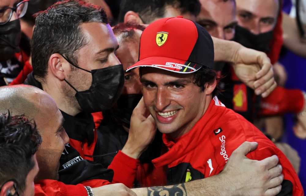 Formula 1: Carlos Sainz rămâne la Ferrari până cel puțin în 2024 - Poza 1