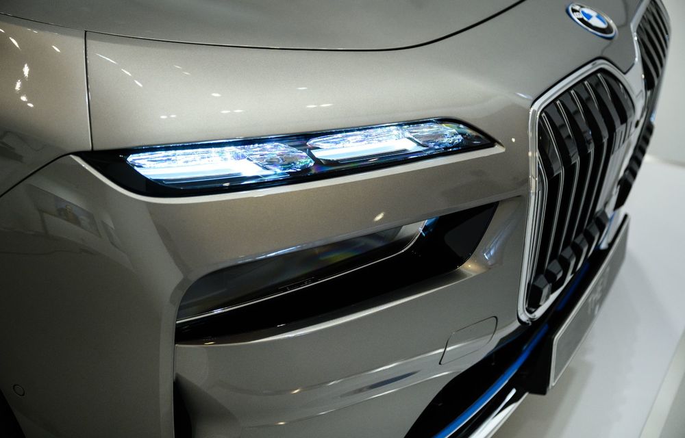 Am văzut pe viu noul BMW Seria 7: avem 5 lucruri esențiale despre limuzina germană - Poza 30