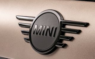 Mini oprește producția de modele echipate cu transmisie manuală
