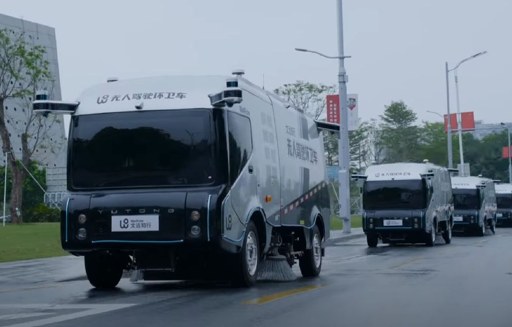 Chinezii au lansat un vehicul autonom pentru curățarea străzilor - Poza 1