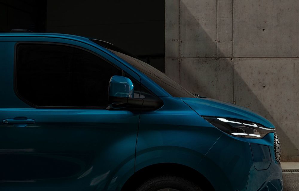 Ford prezintă noul E-Transit Custom, complet electric: 380 de kilometri autonomie - Poza 7
