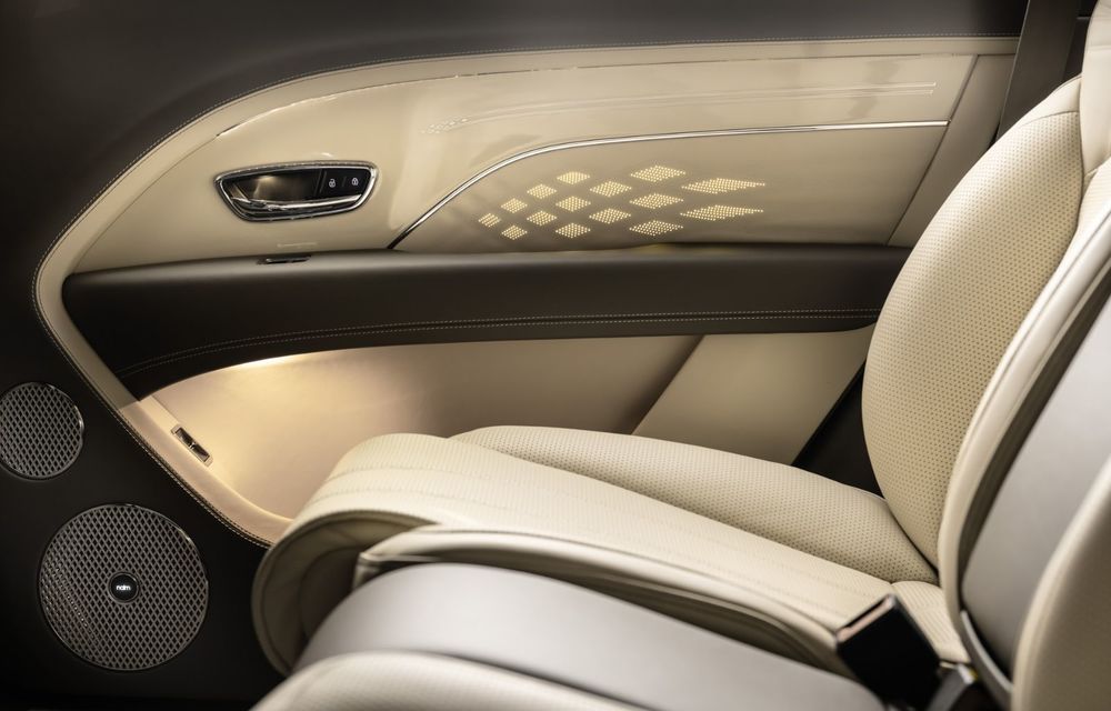 Bentley Bentayga EWB: ampatament lung și cele mai avansate scaune instalate vreodată într-o mașină - Poza 20