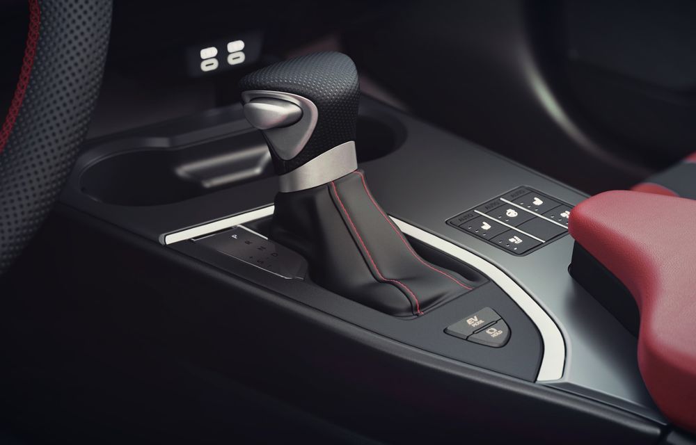 Noutăți pentru Lexus UX: sistem multimedia nou și linie de echipare F SPORT Design - Poza 23