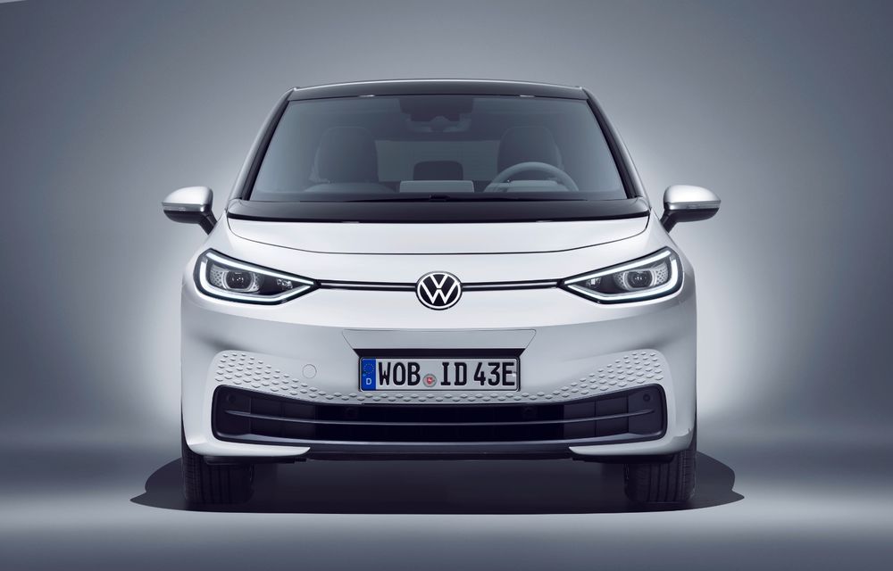 Volkswagen vrea să construiască 800.000 de mașini electrice în 2022 pentru a depăși Tesla - Poza 1