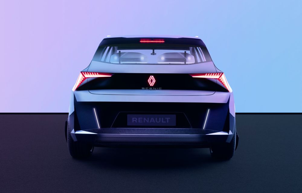 Am văzut pe viu conceptul Renault Scenic Vision: 5 motive pentru care monovolumul nu va dispărea - Poza 17