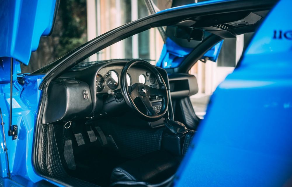 Bugatti Centodieci: Asamblarea unui interior durează aproximativ 4 luni - Poza 12