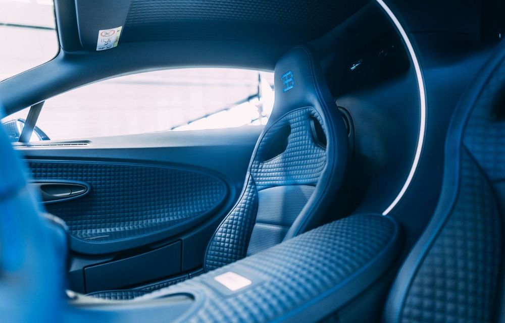 Bugatti Centodieci: Asamblarea unui interior durează aproximativ 4 luni - Poza 10