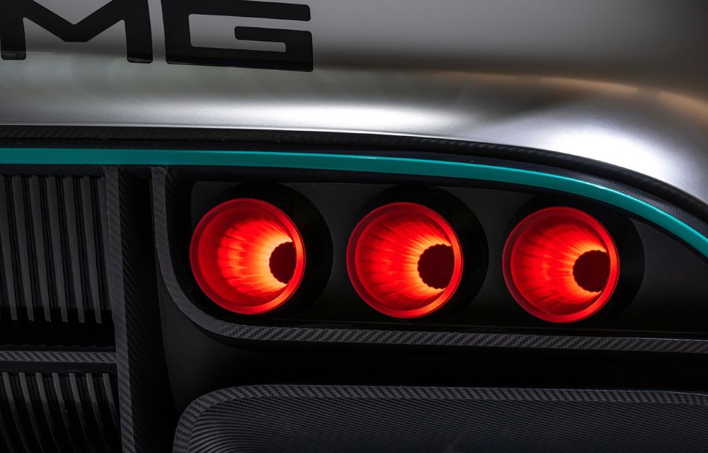 Mercedes Vision AMG, un concept care anunță un viitor rival electric pentru Porsche Taycan - Poza 33
