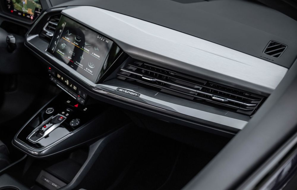 Mașinile din „Aventour la feminin 2022&quot; by Textar: Audi Q4 Sportback E-Tron, un SUV electric cu 299 CP - Poza 11