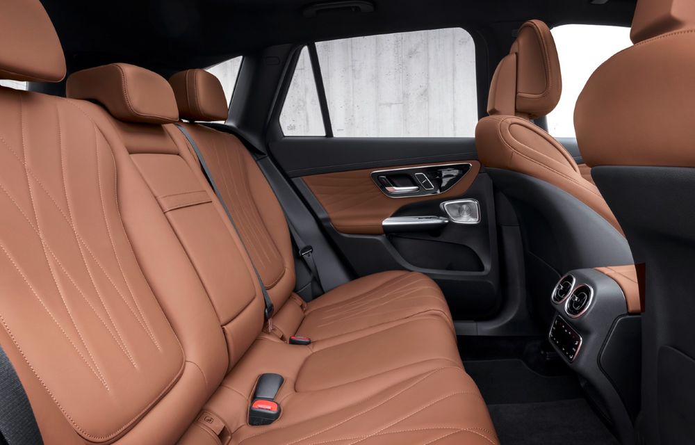 Noul Mercedes-Benz GLC. Schimbări subtile de design, interior nou și motoare electrificate - Poza 26