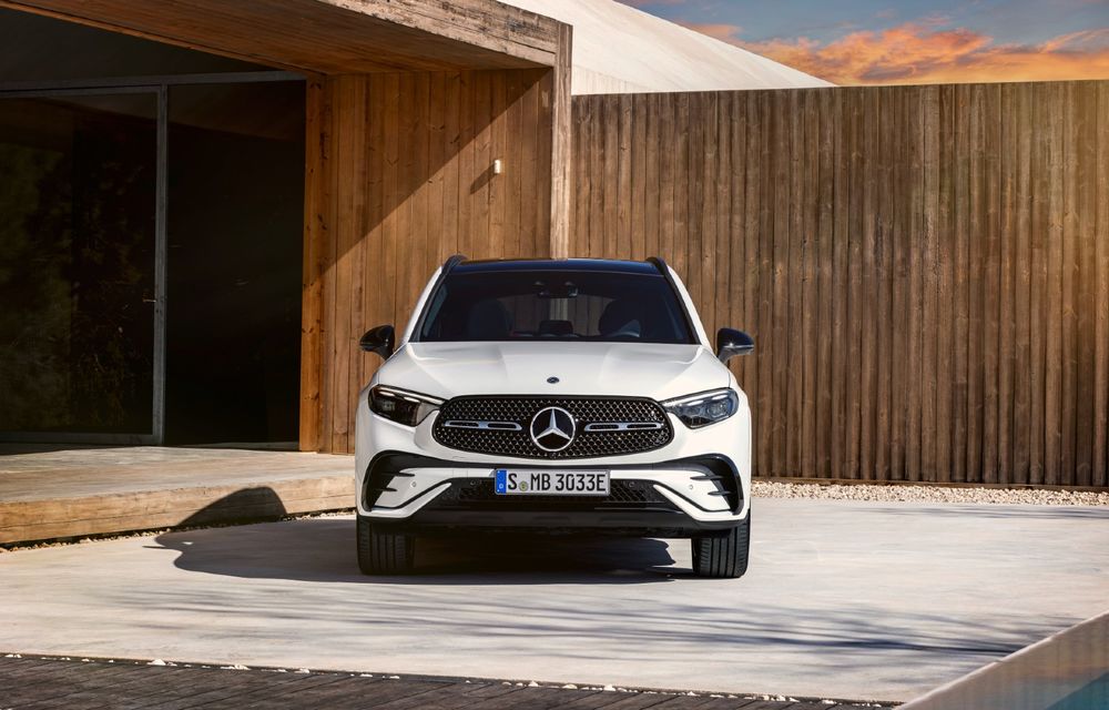 Noul Mercedes-Benz GLC. Schimbări subtile de design, interior nou și motoare electrificate - Poza 56