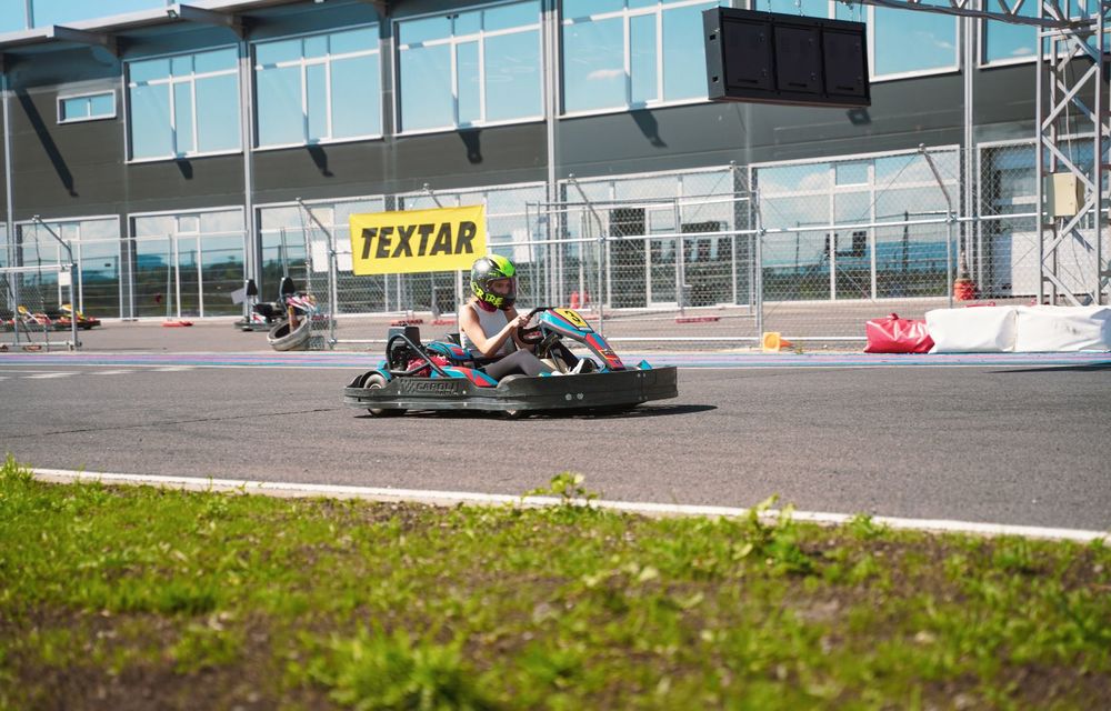 Aventour la feminin 2022, a doua zi: Am învățat frânarea de urgență cu Textar și sesiune de karting pe circuitul Prejmer - Poza 73