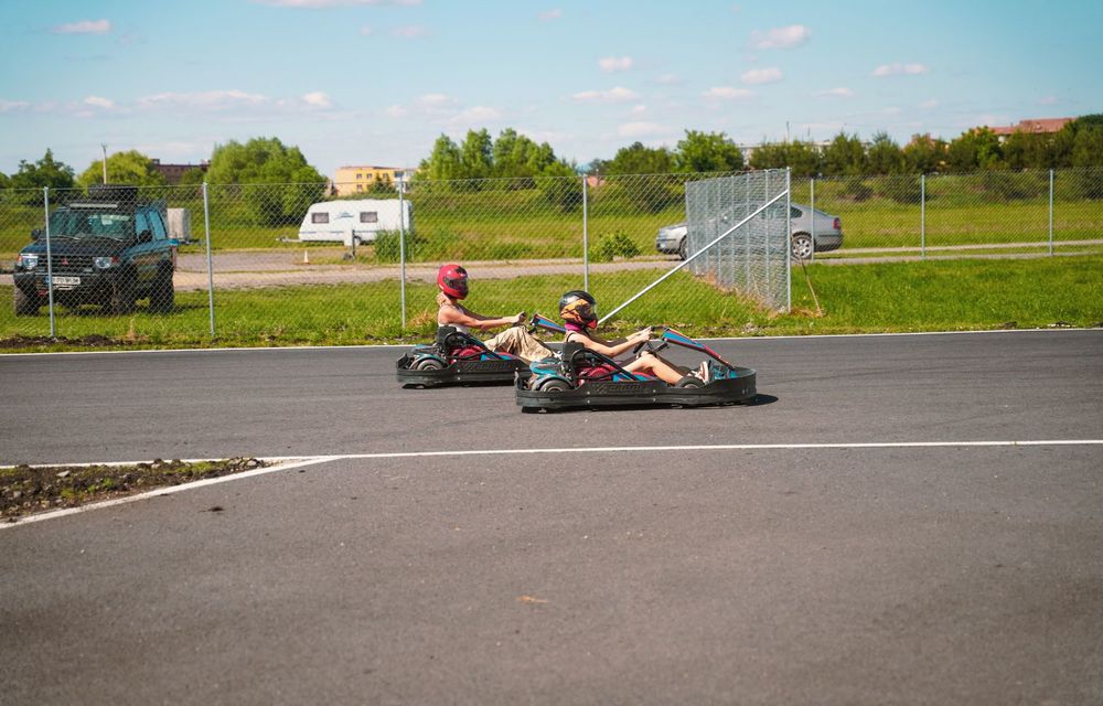 Aventour la feminin 2022, a doua zi: Am învățat frânarea de urgență cu Textar și sesiune de karting pe circuitul Prejmer - Poza 65