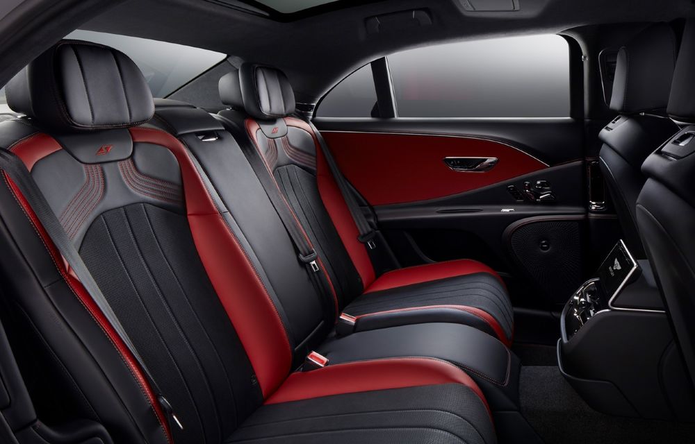 Noul Bentley Flying Spur S debutează cu accente negre și motor V6 hibrid - Poza 6