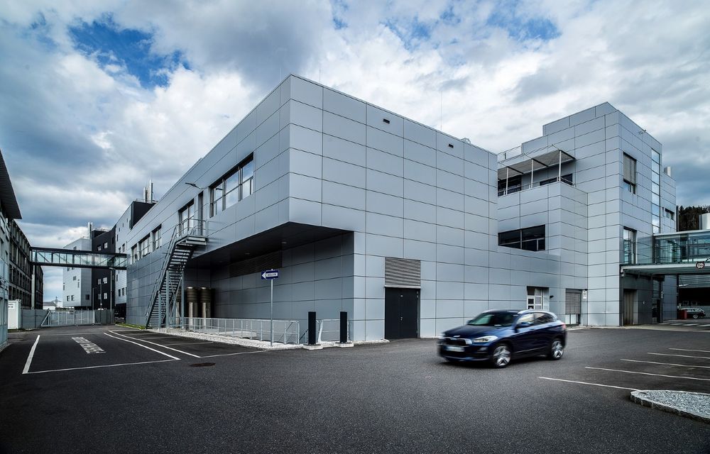 BMW investește 1 miliard de euro într-o fabrică de propulsoare electrice din Austria - Poza 3
