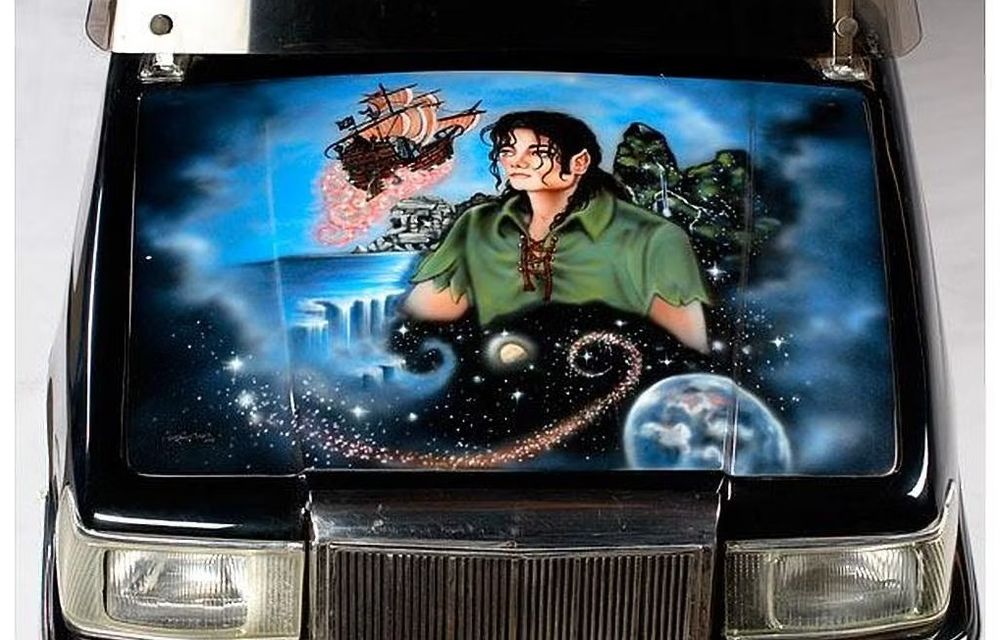 Garajul lui Michael Jackson: o incursiune în colecția de mașini neobișnuite a regelui muzicii pop - Poza 3