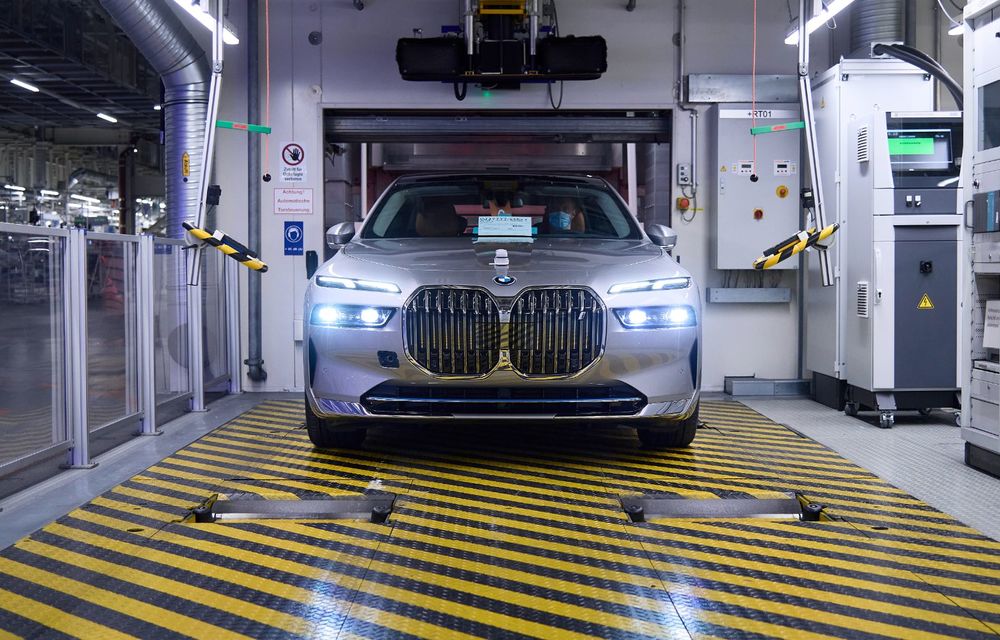 Noua generație BMW Seria 7 a intrat în producție la uzina din Dingolfing - Poza 7