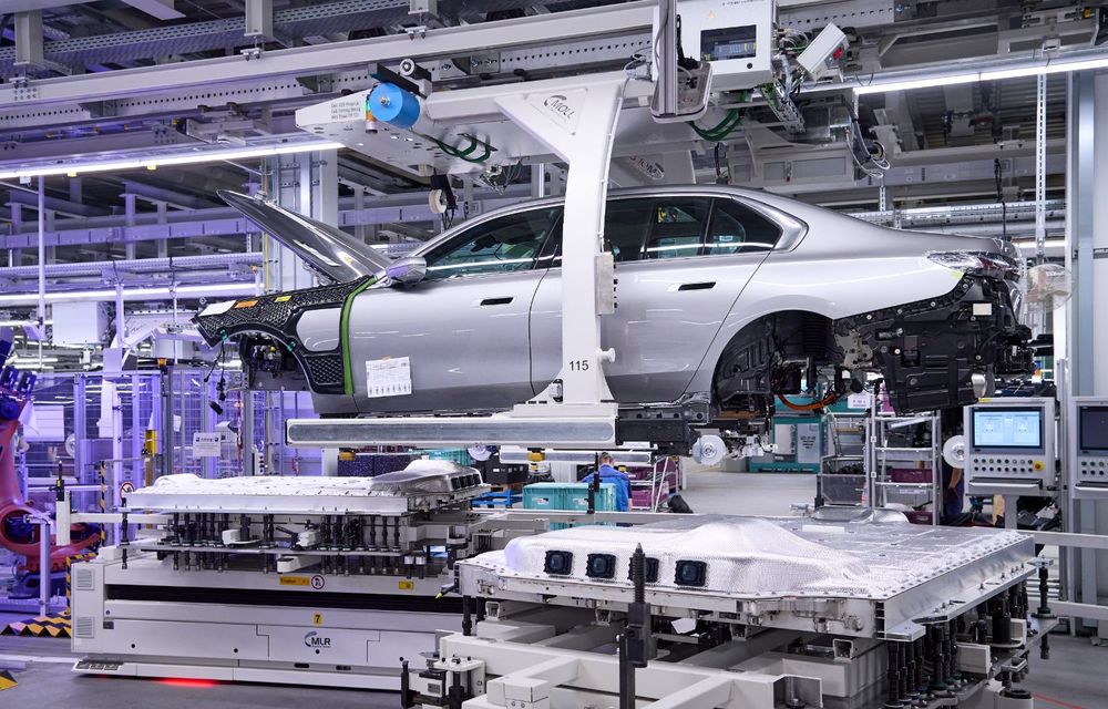 Noua generație BMW Seria 7 a intrat în producție la uzina din Dingolfing - Poza 4