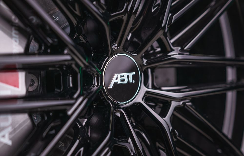 Tunerii de la ABT scot performanțe de supercar din Audi RS3: motor de 500 de cai și 0-100 km/h în 3.3 secunde - Poza 10