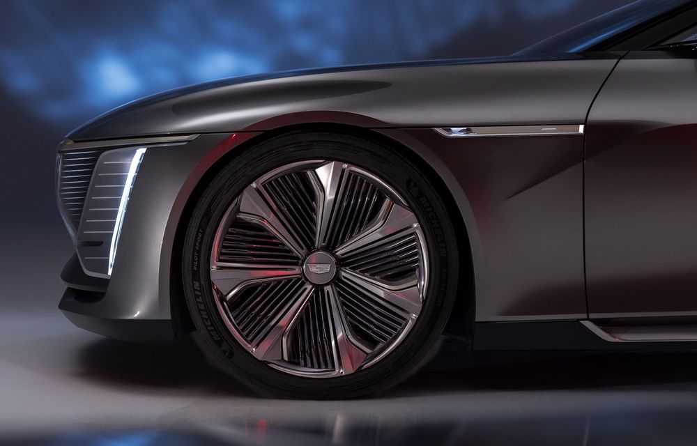 Ultimul teaser cu viitorul concept Cadillac Celestiq, un viitor rival pentru Mercedes EQS și BMW i7 - Poza 1