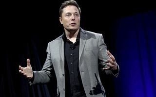 Elon Musk: Sperăm ca livrările lui Cybertruck să înceapă la mijlocul lui 2023