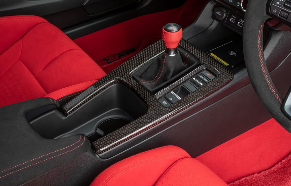 Accesorii pentru noua Honda Civic Type R, inclusiv eleron din fibră de carbon - Poza 10
