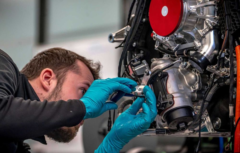 OFICIAL: Au fost produse primele exemplare Mercedes-AMG One. Vor fi realizate doar 275 - Poza 10
