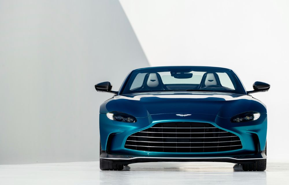 Noul Aston Martin V12 Vantage Roadster: motor V12 și producție de 249 de exemplare - Poza 10