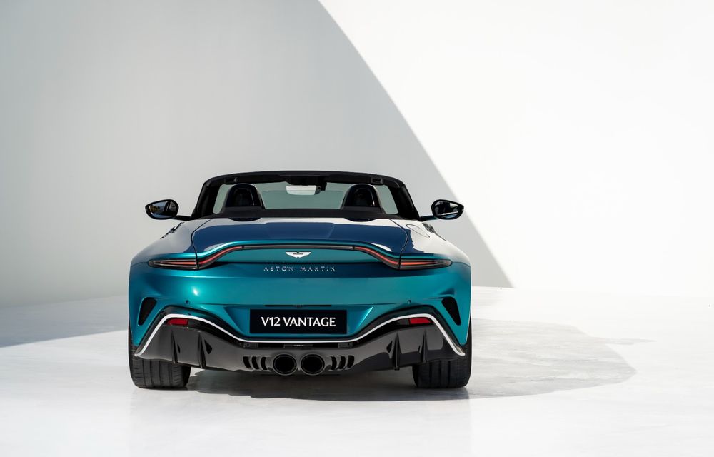 Noul Aston Martin V12 Vantage Roadster: motor V12 și producție de 249 de exemplare - Poza 12