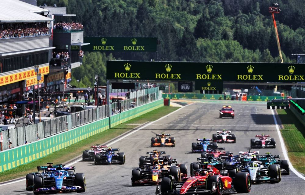 F1: Plecat de pe 14, Max Verstappen câștigă Marele Premiu al Belgiei - Poza 2