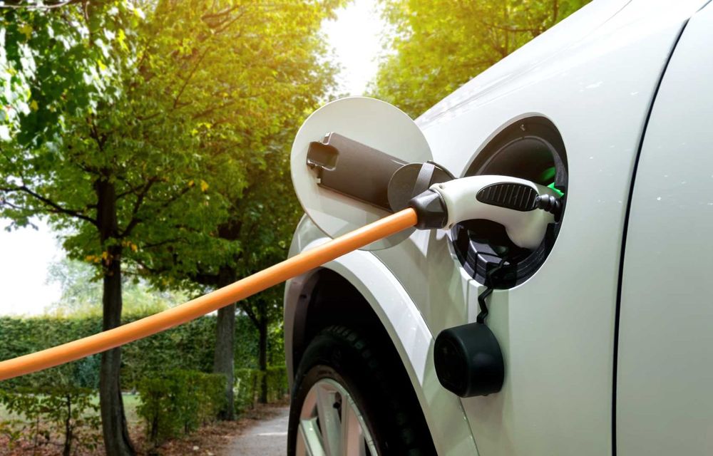 STUDIU: Timpul de încărcare al unei mașini electrice va scădea la 10 minute până în 2027 - Poza 1