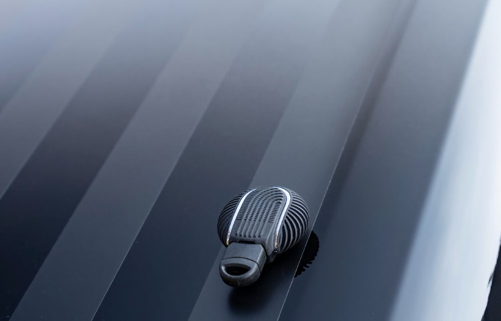 Mini lansează ediția specială Multitone Edition pentru modelele Hatch și Clubman - Poza 176