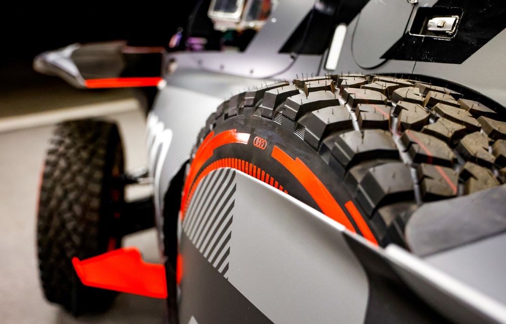 Audi revine în Raliul Dakar cu o versiune îmbunătățită a lui RS Q e-tron - Poza 11