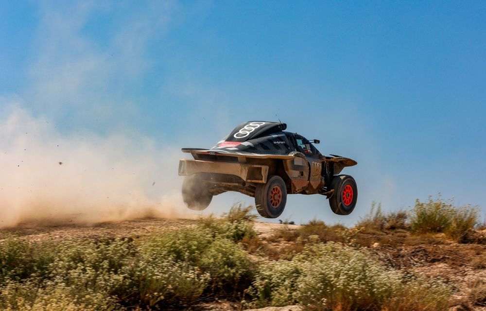 Audi revine în Raliul Dakar cu o versiune îmbunătățită a lui RS Q e-tron - Poza 8